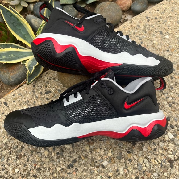 Nike Giannis Immortality 3 Sneakers - Picture 14 of 16